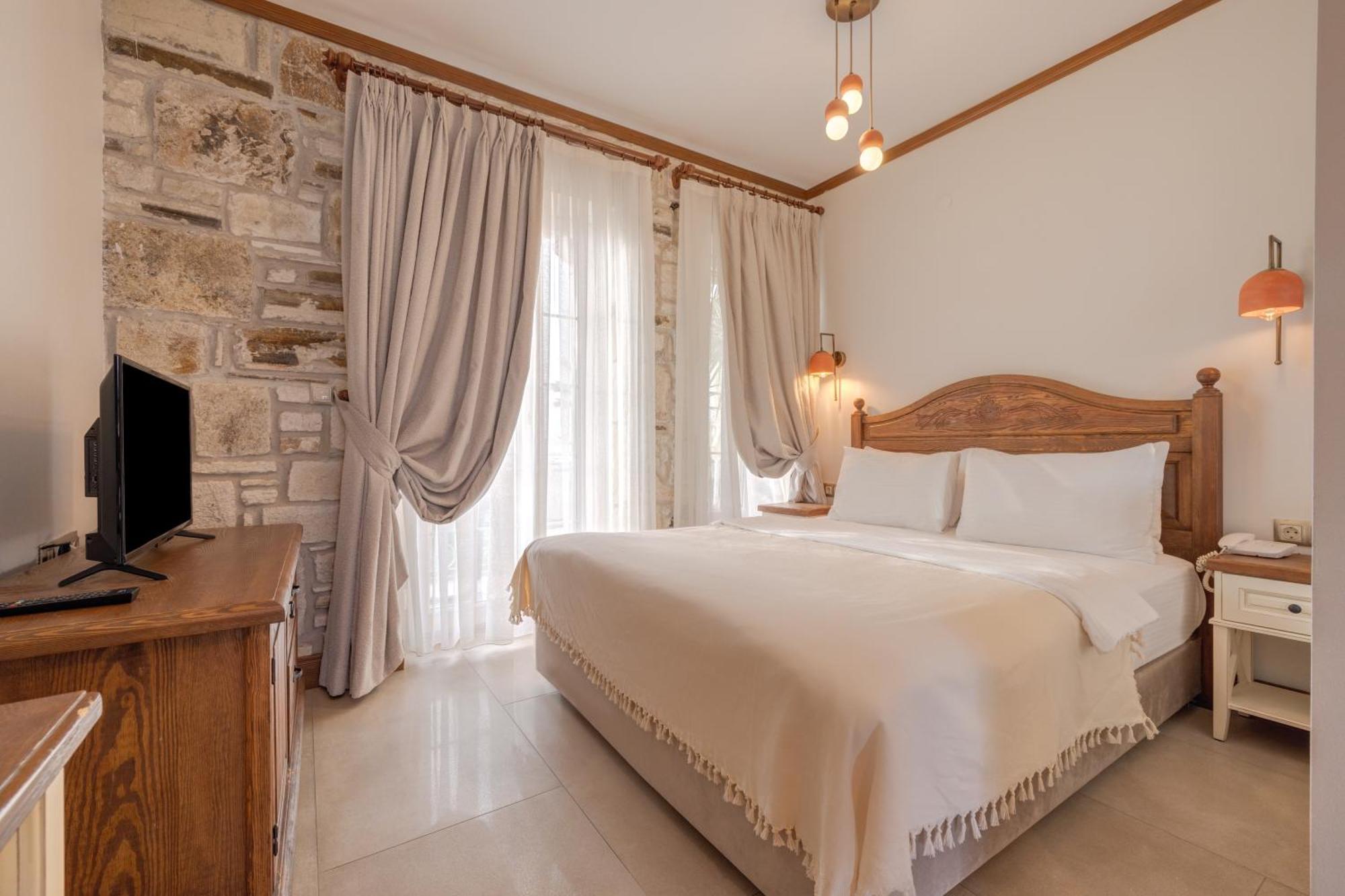 Navalia Hotel فوكا المظهر الخارجي الصورة