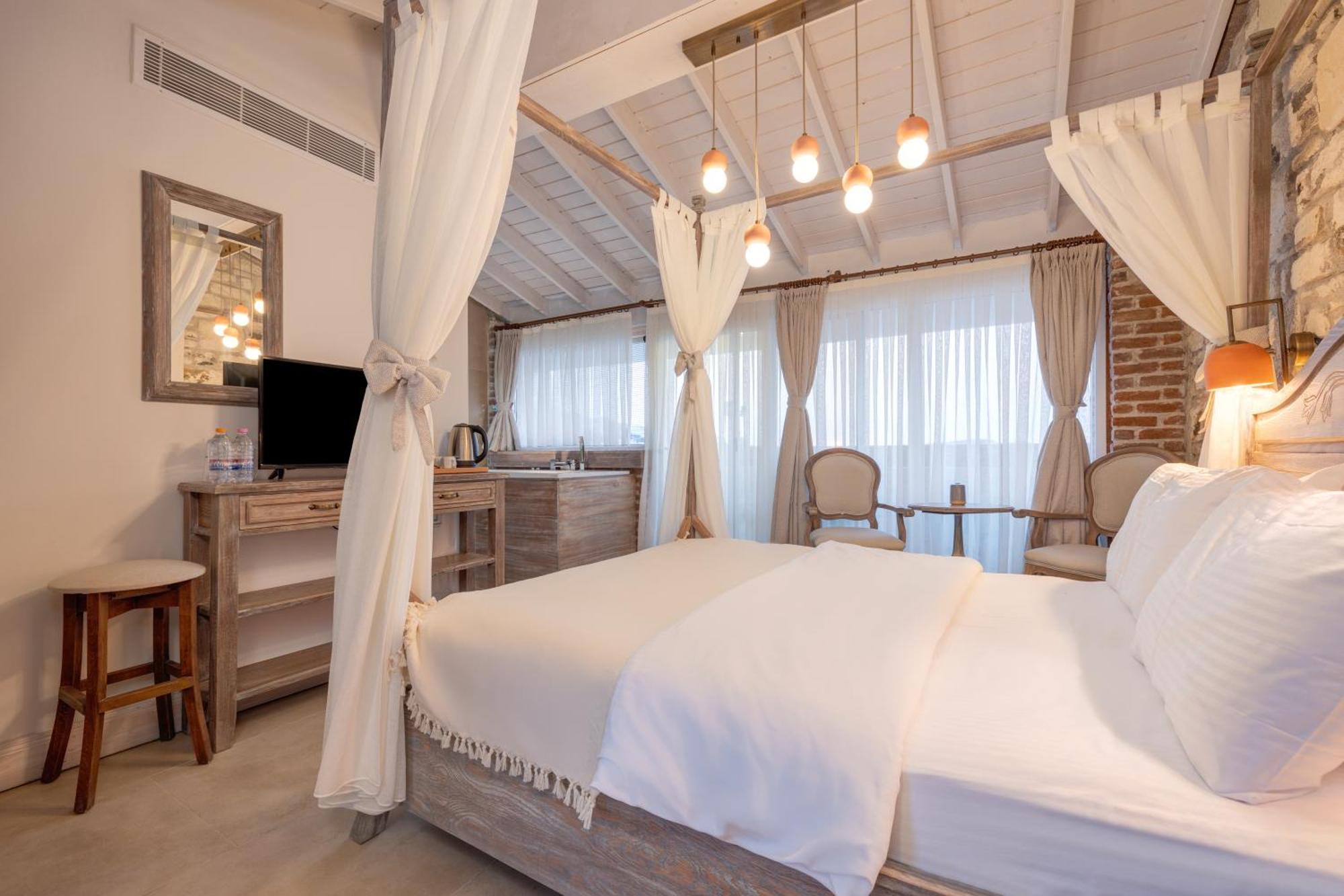 Navalia Hotel فوكا المظهر الخارجي الصورة